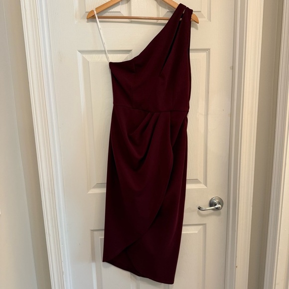 NWOT So Flirty Burgundy One-Shoulder Cutout Asymmetrical Dress - Picture 2 of 7